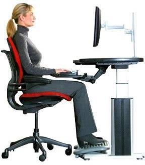 Asiento y porta pies para la postura Mantener una postura adecuada es importante en la oficina, pues muchas veces el escritorio es demasiado alto (o demasiado bajo) y encorvamos la espalda para ver