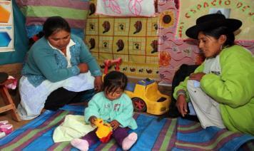 Avances de Programas Sociales del MIDIS 1. Atiende a 102,365 niñas y niños, en 23 departamentos del Perú, lo que representa un incremento de cobertura de más de 82.