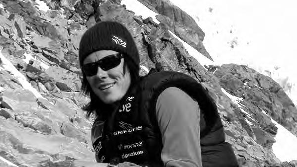Tekst 10 Entrevista con Edurne Pasabán Edurne Pasabán ha sido la primera mujer en conquistar los 14 picos más altos del mundo, que miden más de 8000 metros.