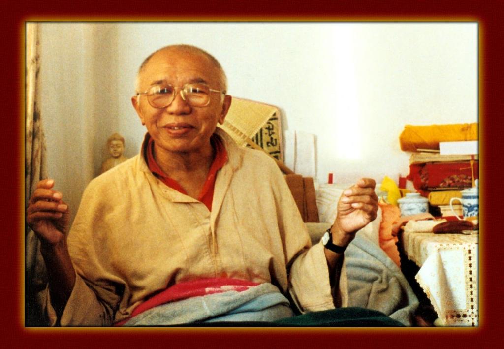 MEZCLANDO FUEGO Y AGUA - UNA ENTREVISTA CON TULKU URGYEN RINPOCHE Rinpoche, puede por favor contarnos algo sobre su vida, maestros, y los retiros que ha hecho?