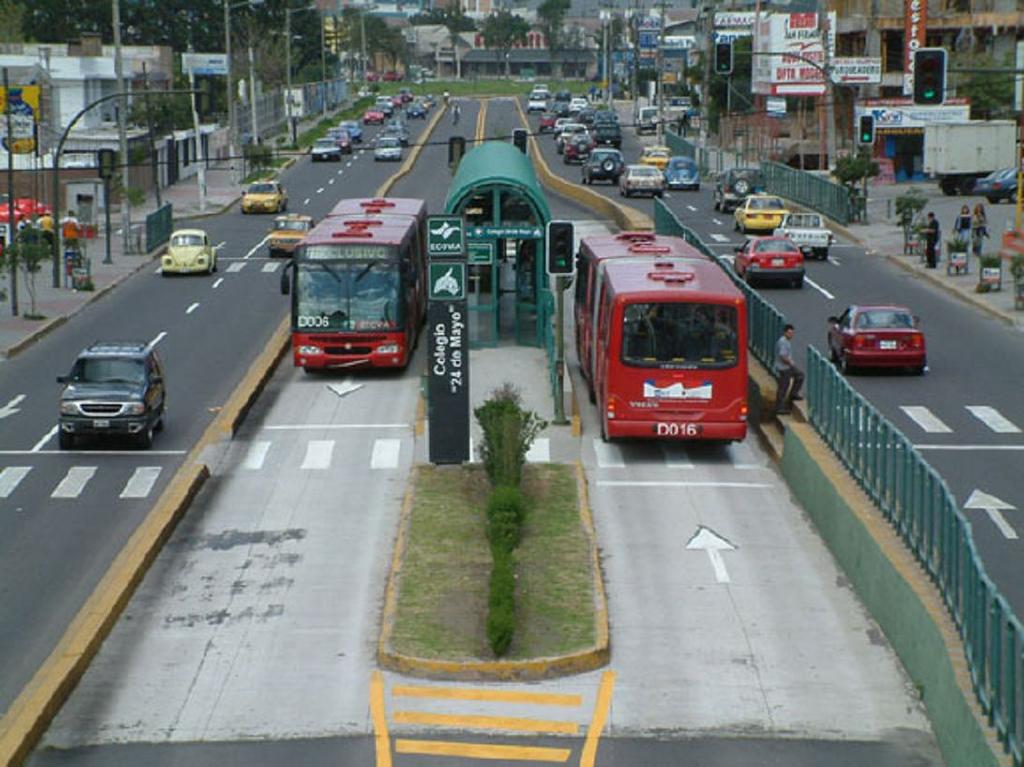 Sistema de autobuses alta calidad pivotes de plástico pintar el asfalto marcas viales señalización Plataforma