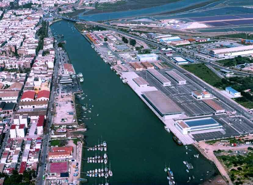 Desarrollo náutico-deportivo en margen derecha y antiguo recinto pesquero. Zona de reserva industrial y comercial. Tres áreas de desarrollo 1. Portuaria, comercial y logística Cádiz.