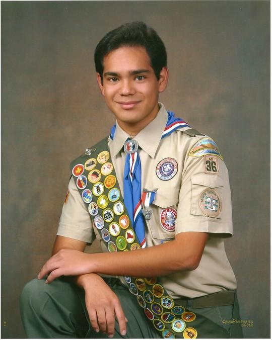 rango de Eagle Scout. George pertenece a la "Troop 36" (http://troop36.ocbsa.org/index.
