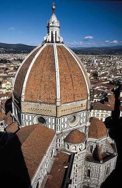 Filippo Brunelleschi (1377-1446) Su gran obra es la cúpula de la catedral de Santa María de Fiore, en Florencia.
