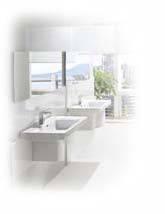 Soluciones Roca para espacios de baño según tamaño disponible Solución para espacios de baño: mplios