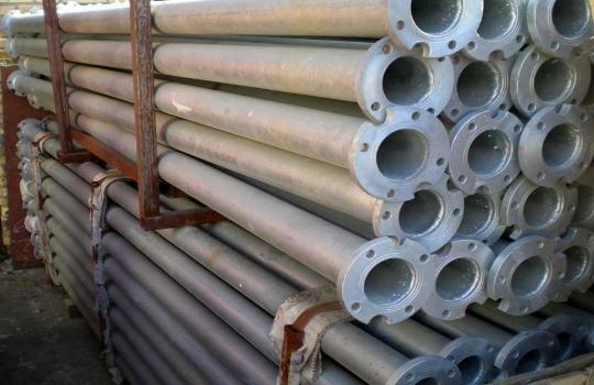 1.2. ACERO GALVANIZADO Son tuberías que se construyen con acero de bajo contenido en carbono que se galvaniza posteriormente para aumentar su resistencia a la corrosión.