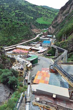 UNIDADES MINERAS Somos una compañía minera peruana de escala regional, con operaciones y un portafolio de proyectos diversificados.