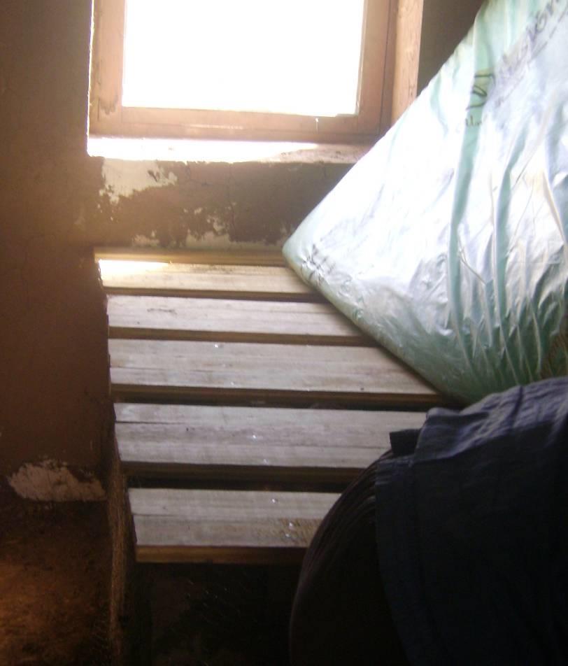 Cama Calefactora para Dormir Caliente Es una cama compuesta por una pila de piedras