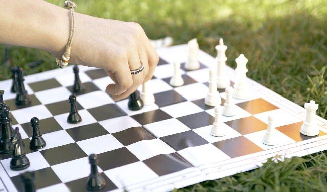 SEXTO de Primaria Educación Física Recursos didácticos digitales Actividad 1 Clases de ajedrez online y estrategias de ajedrez: http://www.clasesdeajedrez.