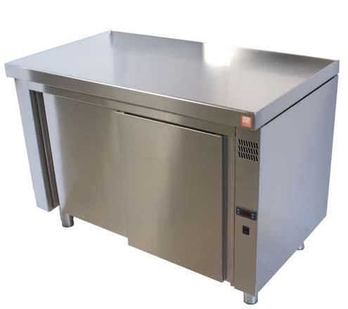 160 Mesa caliente central Gama 700 con puertas correderas Mobiliario caliente La gama de mesas caliente central ofrece todas las garantías para atender todas las necesidades de la cocina profesional.