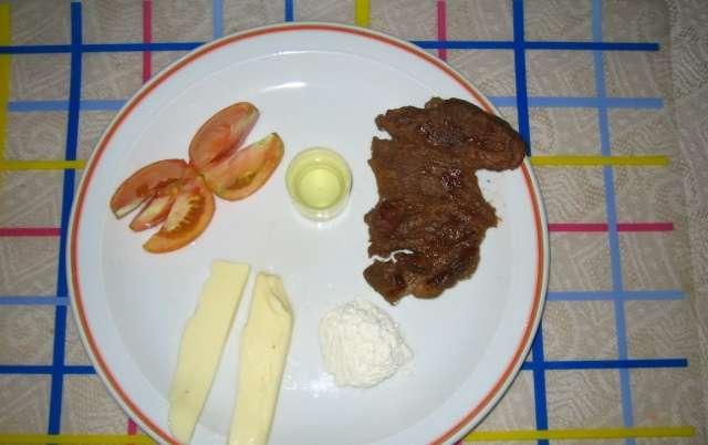 Plato 4: Bistec de carnero con tomates Carnero en Bistec --- mediano (15 g) --- 0.