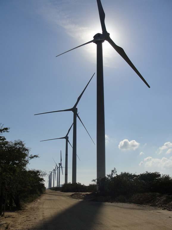 Fuerza Eólica del Istmo El Espinal, Oaxaca. 80 MW potencia instalada. 32 generadores, 2.