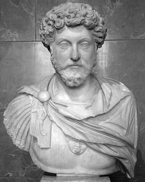 MARCO AURELIO (161-180 D.C.) Emperador filósofo. Persiguió a los cristianos por creer que el cristianismo era una locura. Marco Aurelio, pasó 17 de sus 19 años de imperio guerreando.