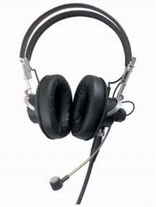 Micrófono de diadema SM2, dinámico cardioide Micrófono de diadema SM2, dinámico cardioide El SM2 es un micrófono-auricular cómodo, que se ajusta solo, con receptores de oído dobles incluidos y un