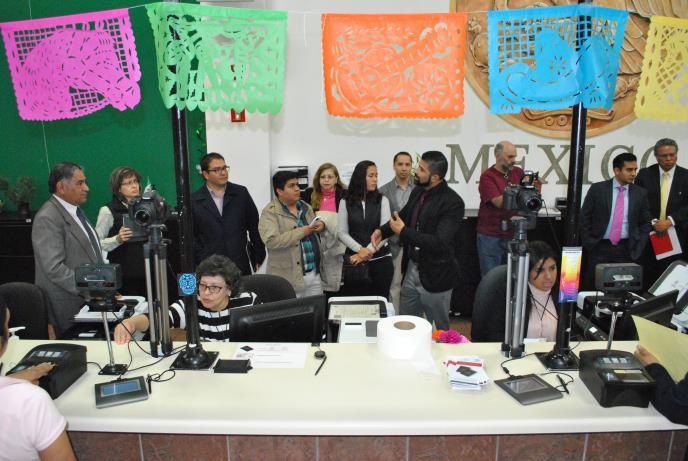Crdinación de Asunts Internacinales Oficina de Vinculación Electral de Mexicans en el Extranjer Reunión cn integrantes de la CNV y líderes y rganizacines de la cmunidad en Chicag.