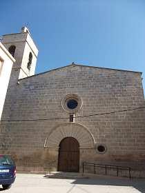 La iglesia parroquial del pueblo, es de estilo gótico tardío y data del S. XVI.