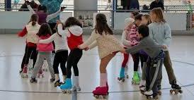 Des de el punt de vista educatiu el patinatge és una activitat que ens permet millorar el nivell de les condicions físiques dels nens, sobretot la coordinació i l equilibri.