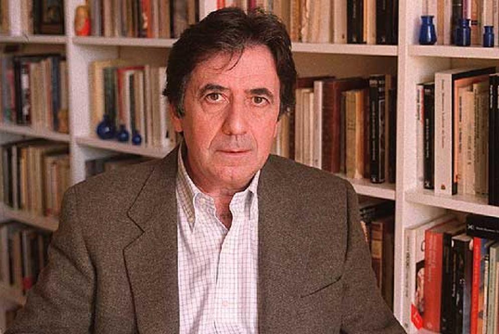 QUE EXPÓN NESTE ARTIGO Luis Landero crítica certas cuestións do ensino actual da lingua e a literatura española.