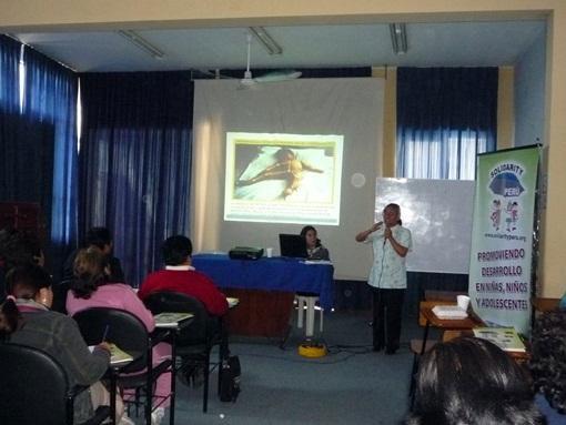 Seminario de la Red de Salud Túpac Amaru, de los distritos de Independencia, Comas y Carabayllo, al que asistieron 70 profesionales, en el auditorio de la iglesia