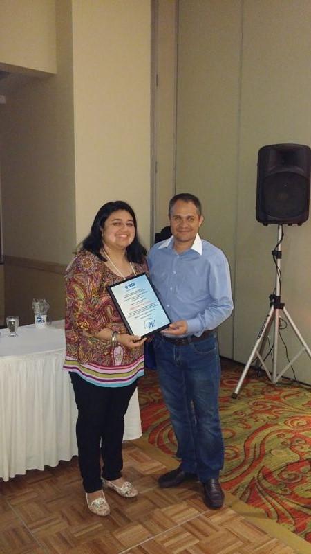 Gabriela Garay, por su liderazgo y dedicación a los miembros del Grupo de Afinidad Mujeres en Ingeniería, WIE Honduras.