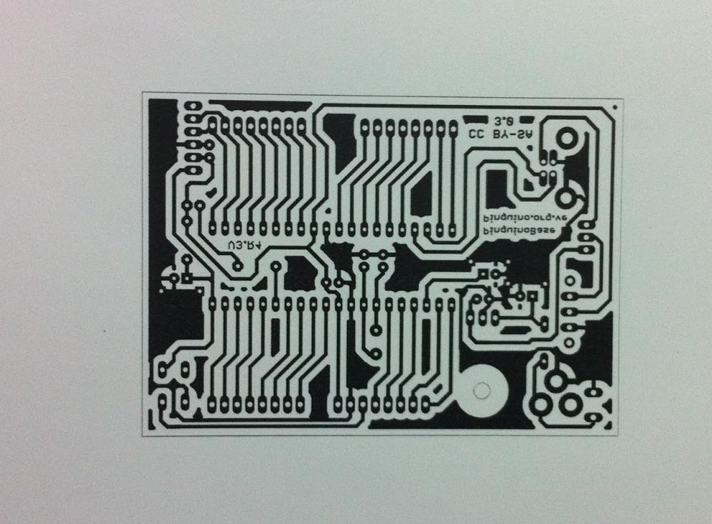 PROCEDIMIENTO Paso 1: Impresión de circuito. Imprimir el diseño de la PCB en MODO ESPEJO!