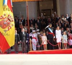 jura fidelidad a la Constitución Española y desempeñar fielmente su cargo Casa de Su