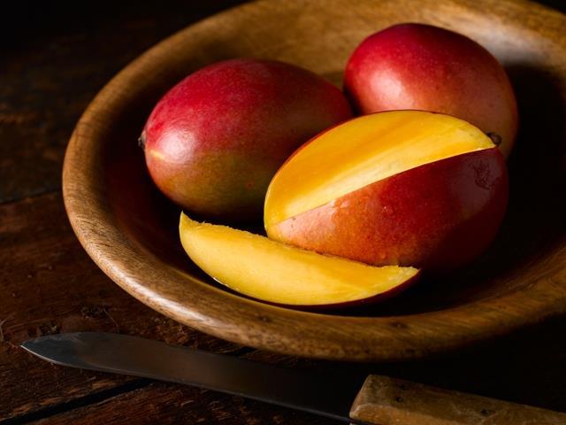 COMERCIO EXTERIOR Exportaciones de mango desde Reino Unido Reino Unido no es productor de mango y su consumo interno se basa en sus importaciones.