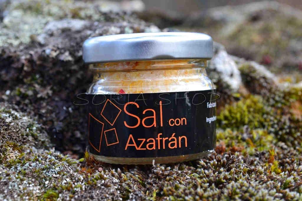 FLOR DE SAL CON AZAFRAN 100g 705 CREISTAL FLOR DE SAL CON AZAFRAN (Azafran de Soria) Flor de sal con azafran de