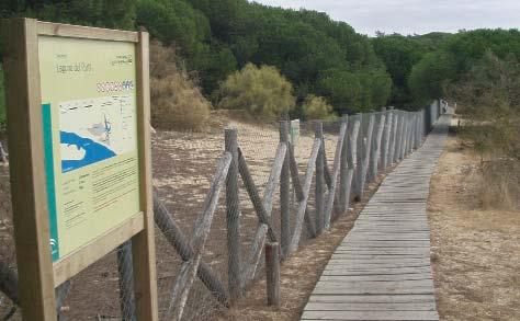 Evaluación ambiental de los humedales de Andalucía A este respecto conviene mencionar también las campañas de educación ambiental, que se continúan desarrollando, y que han sido singularmente