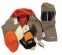 Arc Flash Protec Clothing Este conjunto contiene una chaqueta, overalls bib, casco, PRO HOOD, guantes aislantes de caucho, guantes de protección de cuero, bolsa para guantes, SKBAG, y gafas de