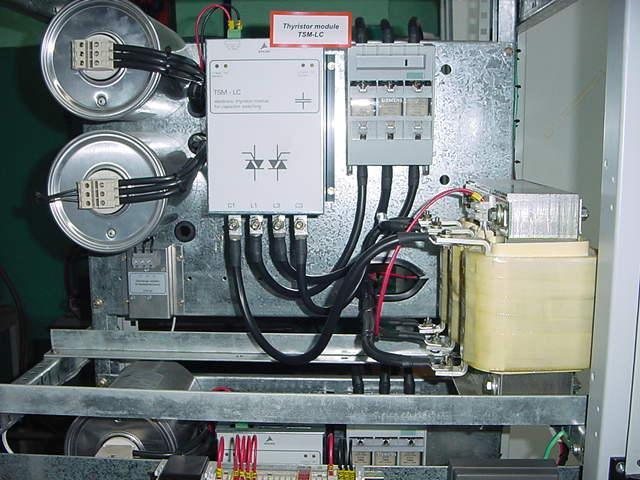 Montaje y conexión de PhaseCaps, Reactores y TSMs 1. Posición horiz o vert. 2.