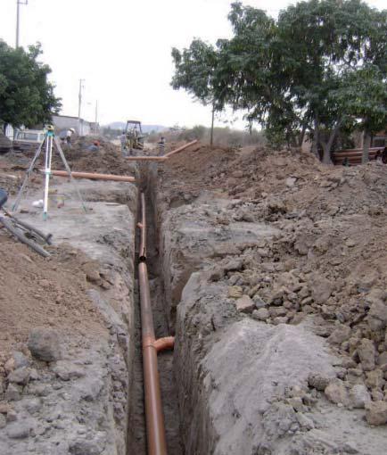 programas que coordina la Sedesol. Durante 2011 se destinaron 6 345.9 millones de pesos a la construcción y rehabilitación de obras de agua potable, alcantarillado y saneamiento, inversión 1.