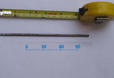 La longitud de las probetas para los ensayes a cortante de soldadura fue de 210 mm, con un empalme de alambre transversal a 150 mm (fig 4.2b).