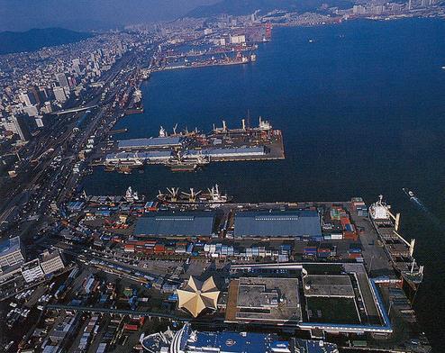 Principales Puertos de Korea del Sur Puerto de Busán Ubicación: Al Sudeste de