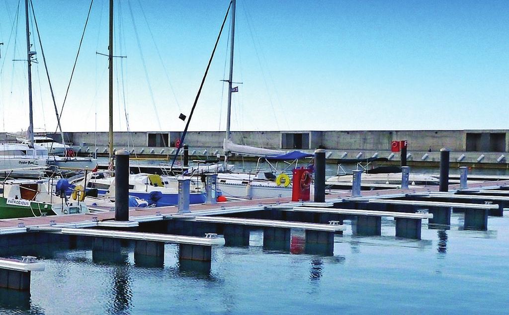 Karpaz Gate Marina (North Cyprus) Aluminium ﬂoating and fixed pontoons.