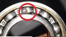 Pista exterior Picadura de 2.0mm de diámetro y profundidad de 0.2 mm Elemento rodante Una picadura en la bola de 2.0 mm de diámetro y cono de 120 2.3.