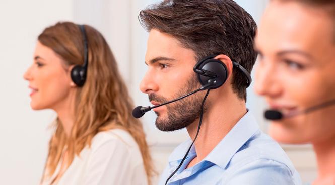 Implicación de todos los empleados Todas las llamadas se procesan Fácil de utilizar para los agentes de bienvenida Gestión sencilla de informes personalizados y rendimiento de agentes CUÁNTOS DE SUS