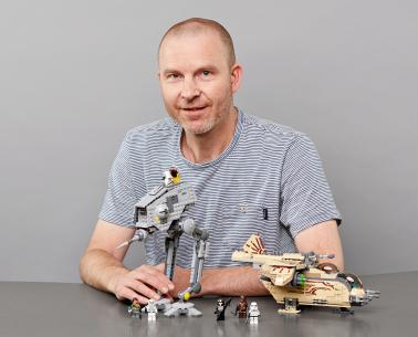 Es un equipo ideal para la creación de nuevos e ingeniosos modelos LEGO Star Wars y la revisión y mejora de las antiguas versiones LEGO de las