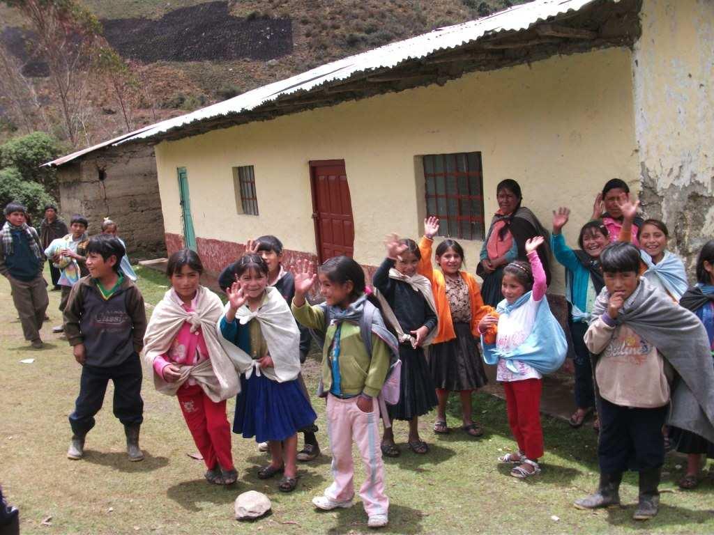 5. Nuevo proyecto en Perú para 2012 Asinky Perú (Sonríe Perú), como institución sin fines de lucro es receptora de donaciones para la mejora de la calidad de vida de personas en extrema pobreza.