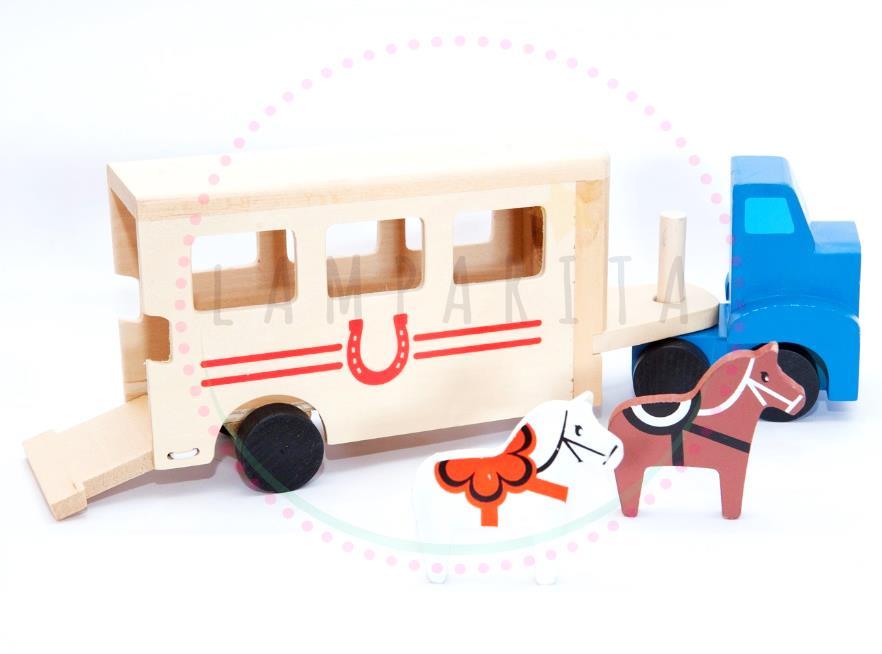 Camión transporta caballos Descripción: camión transportador de caballos con carga de 2 caballos de formas abstractas para el
