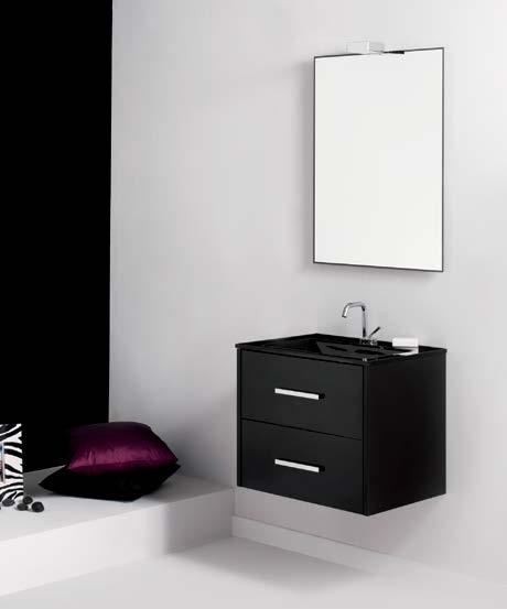 Mueble suspendido de lacado en Negro. El espejo está sutilmente decorado con el borde en el mismo color.