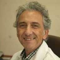 Director del master de Odontología en pacientes especiales en la Universidad de Sevilla. Dr. Pedro Diz Dios Doctor en Medicina y Cirugía. Médico Estomatólogo.