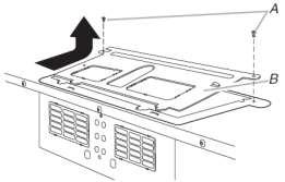 Remover la placa de montaje INSTRUCCIONES DE INSTALACIÓN Dependiendo de su modelo, la placa de montaje puede estar en el empaque de hule espuma o puede estar pegada a la parte de atrás del microondas.