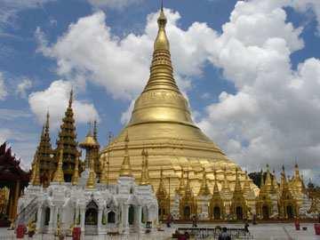 MYANMAR 17/19 Días Mil Pagodas+ Ext. Roca de Oro Interesante viaje por uno de los países más desconocido que cuenta con un mundo de tradición, fervor, pasado y leyenda que no debes dejar pasar.