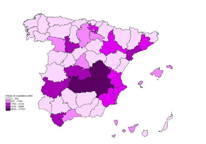 2.4 DISTRIBUCIÓN DE LOS VIÑEDOS EN ESPALDERA El mapa adjunto muestra la distribución nacional de las superficies de viñedo en espaldera.