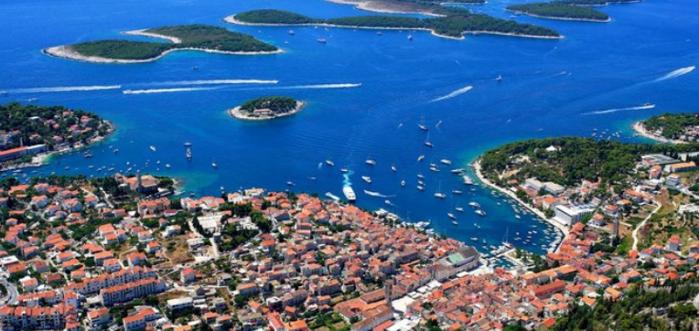 Os esperamos en el pais de las 1.000 islas! VISITAS - Split Islas Cataratas Dubrovnik Dia 1.