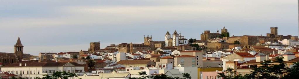 Figura 26: vista del remate de la torre de Bujaco, desde el cuartel de la Infanta Isabel. Fuente: Excmo. Ayto.