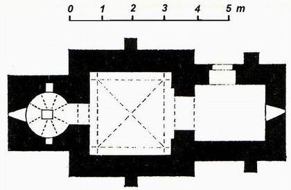 En el siglo XI se hicieron ampliaciones en el templo en estilo románico. San Miguel de Celanova (Orense, s. X).