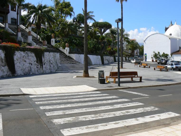 Plaza del Príncipe (estado actual) La plaza del Príncipe se conforma como una zona de vital importancia en la actividad del municipio.