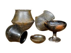 La calidad de las cerámicas argáricas demuestra una alta especialización, un dominio de la técnica y un gran